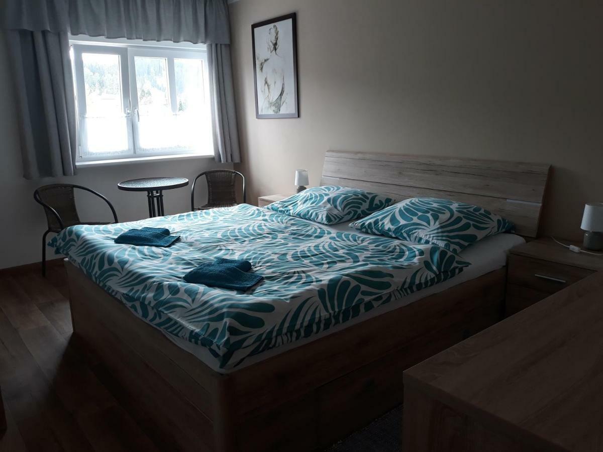 Ubytovani Schindler Velke Porici Bagian luar foto